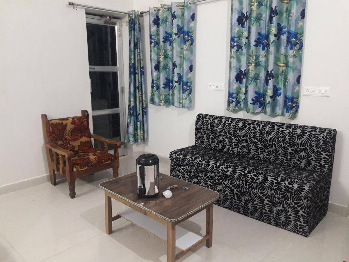 Hotel Rajvihar Pachmarhī Екстериор снимка