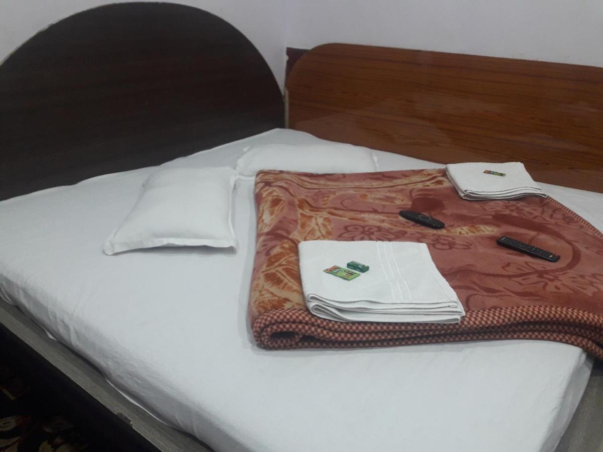 Hotel Rajvihar Pachmarhī Екстериор снимка