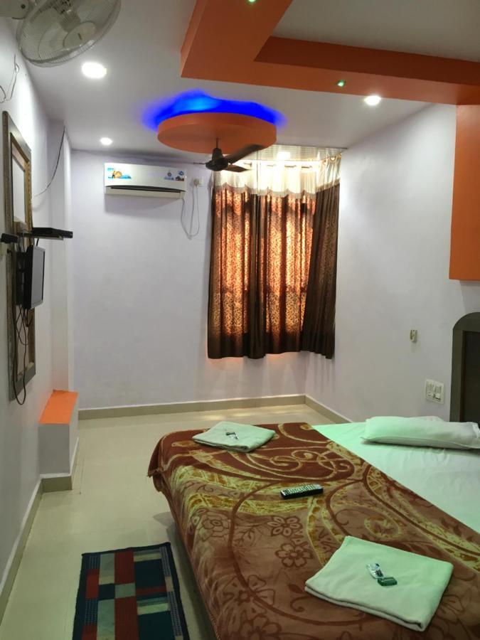 Hotel Rajvihar Pachmarhī Екстериор снимка